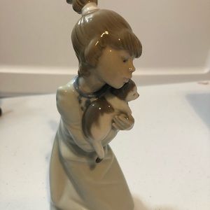 Vintage Lladro #5712 SLEEPY KITTEN collectible